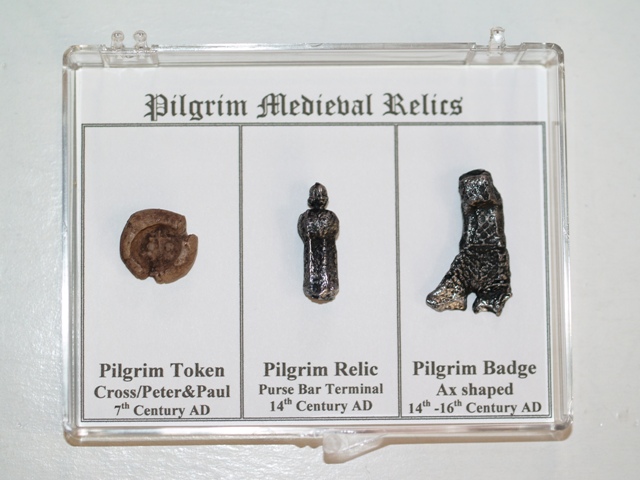 Pilgrim Medieval Relics Set: Replicas - Click Image to Close